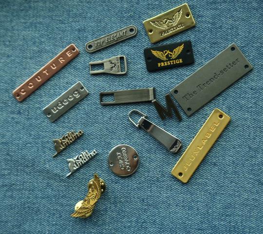 Metal brand name plates
