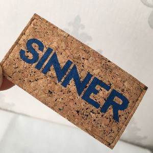 Popis vlastní kompozitní kůže s tištěné Logo